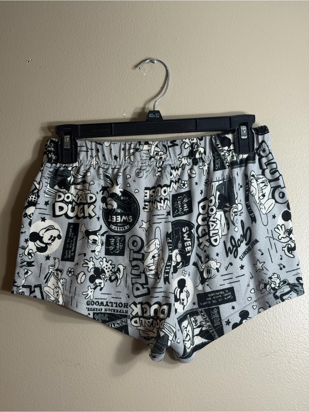 Disney 100 Mickey Donald Duck Cartoon Lounge Sleep Shorts XS - Picture 4 of 4